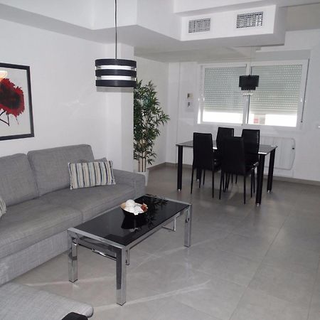 Malaga Apartamentos - Nuno Gomez, 24 Exteriör bild