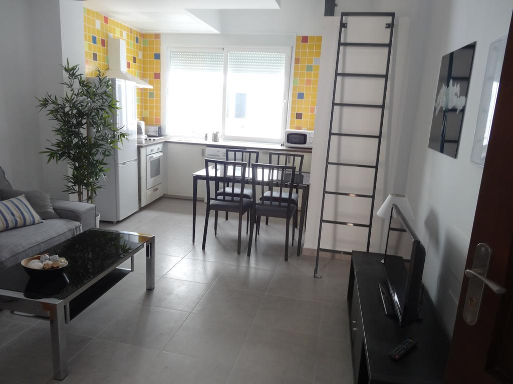 Malaga Apartamentos - Nuno Gomez, 24 Exteriör bild