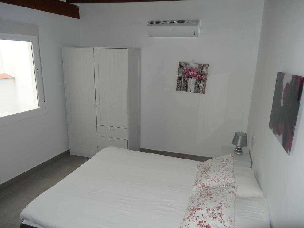 Malaga Apartamentos - Nuno Gomez, 24 Exteriör bild