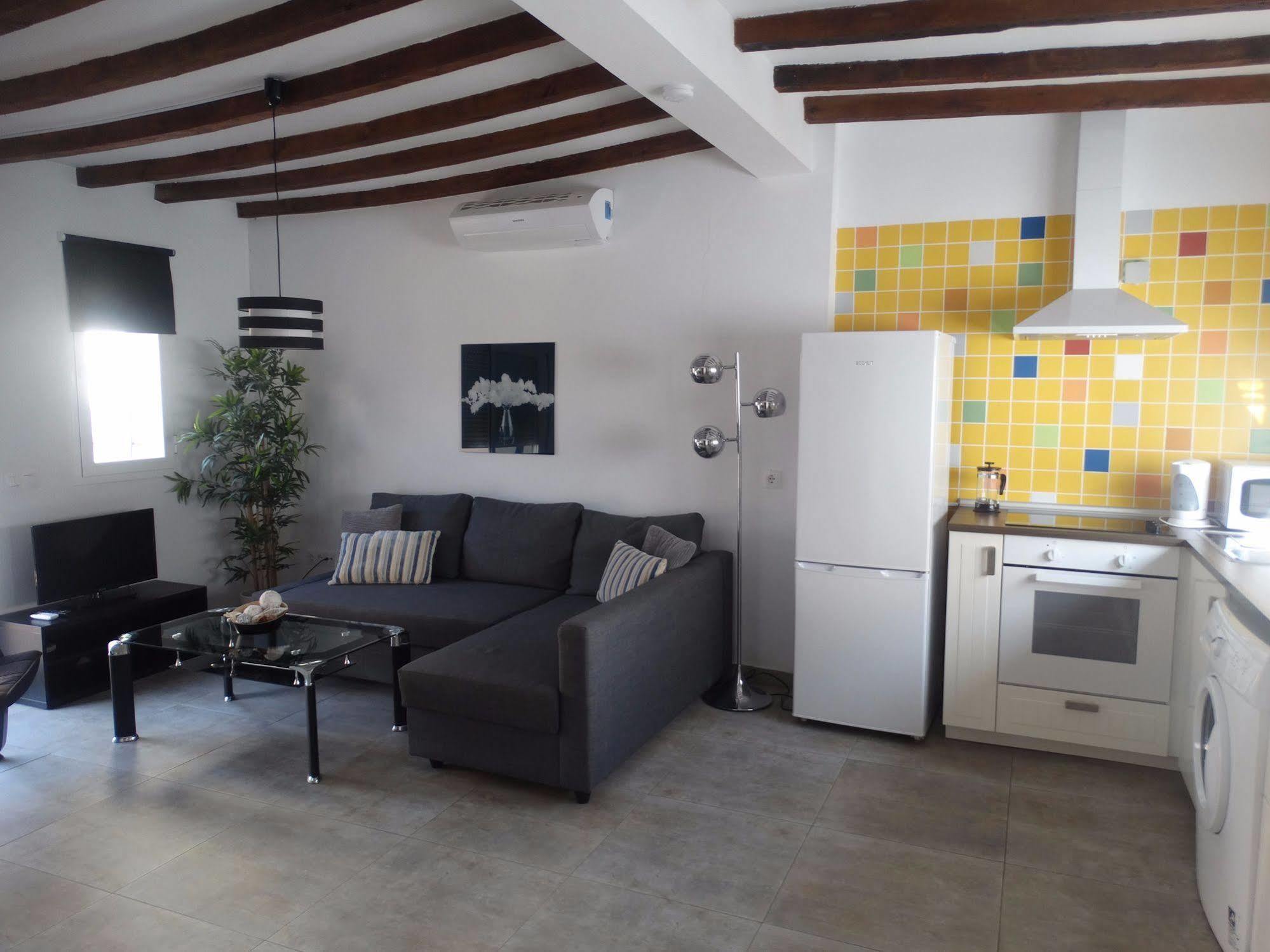 Malaga Apartamentos - Nuno Gomez, 24 Exteriör bild