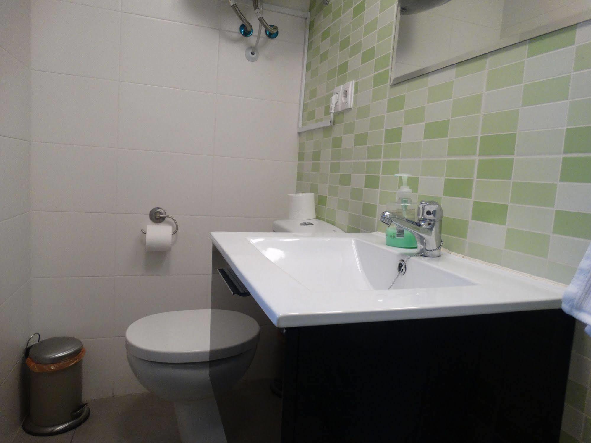 Malaga Apartamentos - Nuno Gomez, 24 Exteriör bild