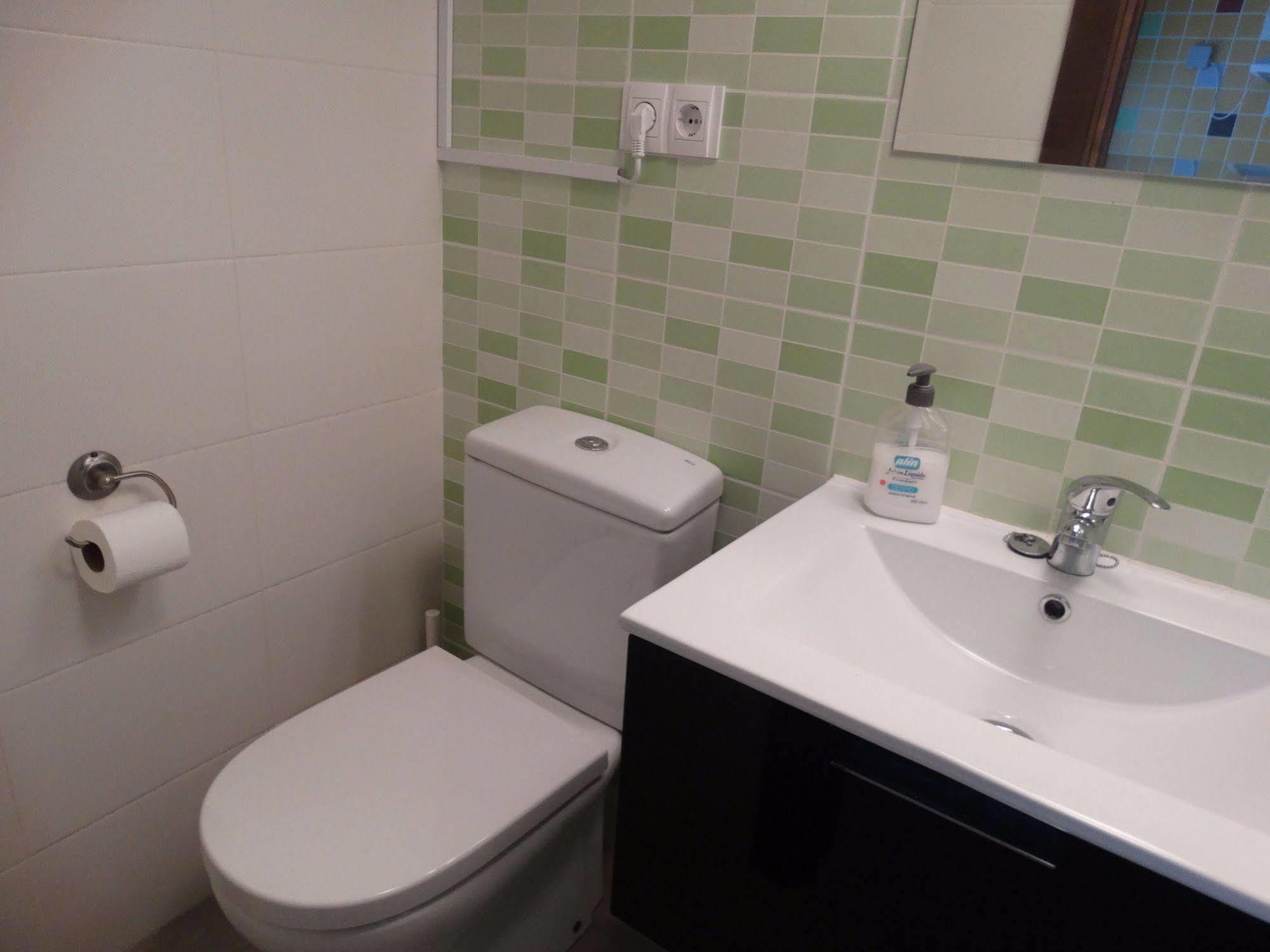 Malaga Apartamentos - Nuno Gomez, 24 Exteriör bild